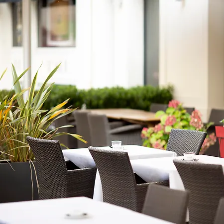 Grand Tonic & Nuxe Hotel 4*
