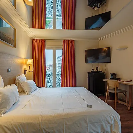 Grand Tonic & Nuxe Hotel