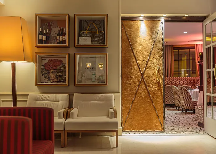 Grand Tonic & Nuxe Готель 4*