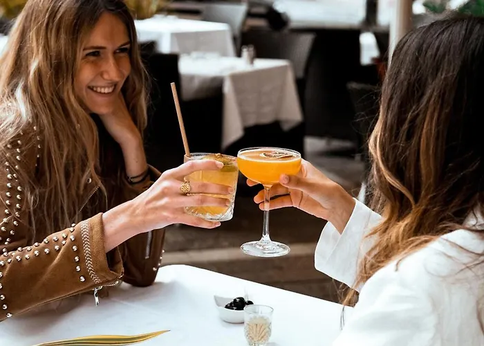 Grand Tonic & Nuxe Готель 4*