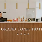 Grand Tonic & Nuxe