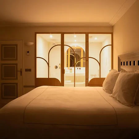 Grand Tonic & Nuxe 4* Biarriz