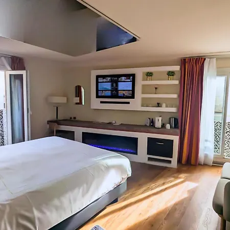 Grand Tonic & Nuxe Hotell