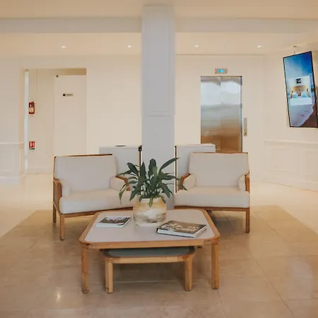 Hotell Grand Tonic & Nuxe 4*