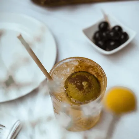 Grand Tonic & Nuxe