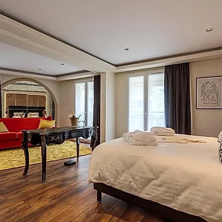Grand Tonic & Nuxe Hotel