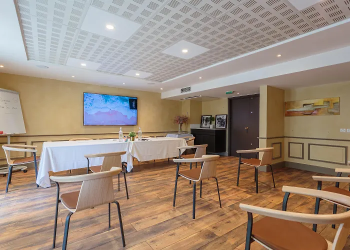 Grand Tonic & Nuxe Hotel 4*