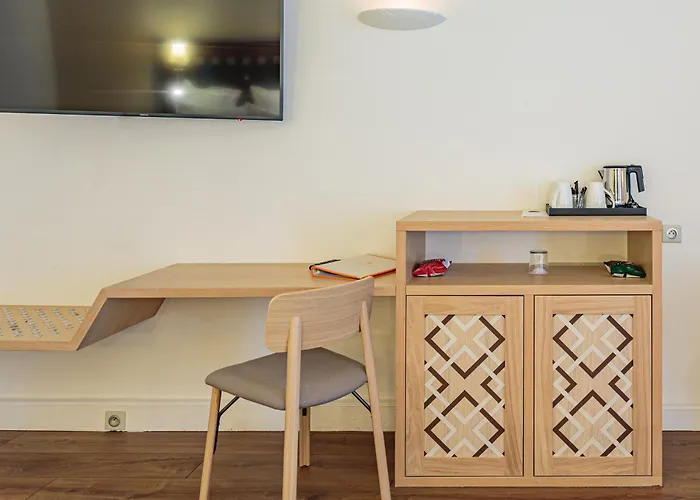 Hotell Grand Tonic & Nuxe 4*