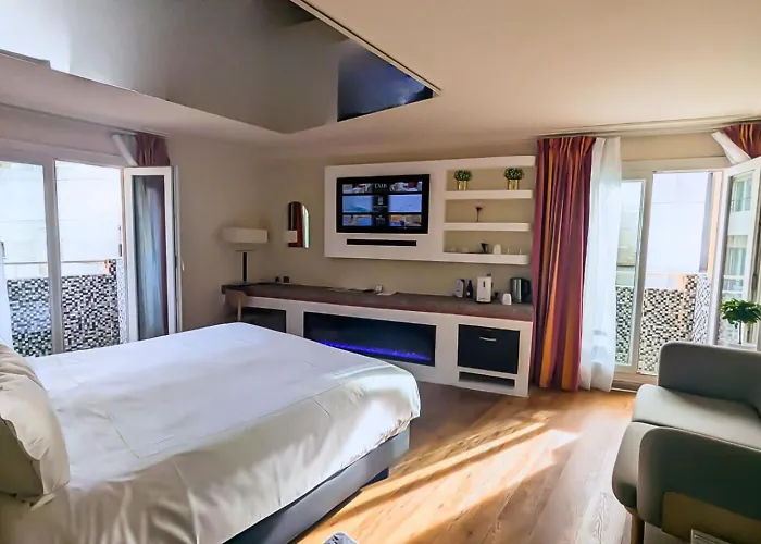 Grand Tonic & Nuxe Hotell