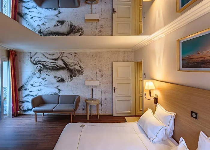 Hotel Grand Tonic & Nuxe