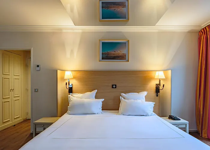 Grand Tonic & Nuxe Hotel 4*