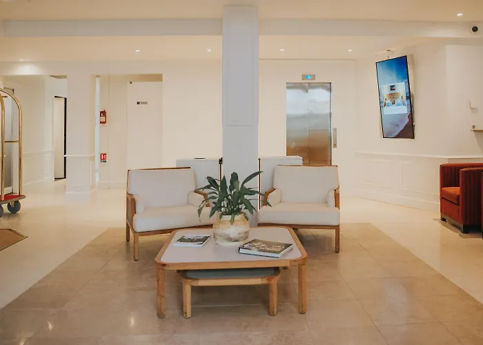 Hotell Grand Tonic & Nuxe 4*