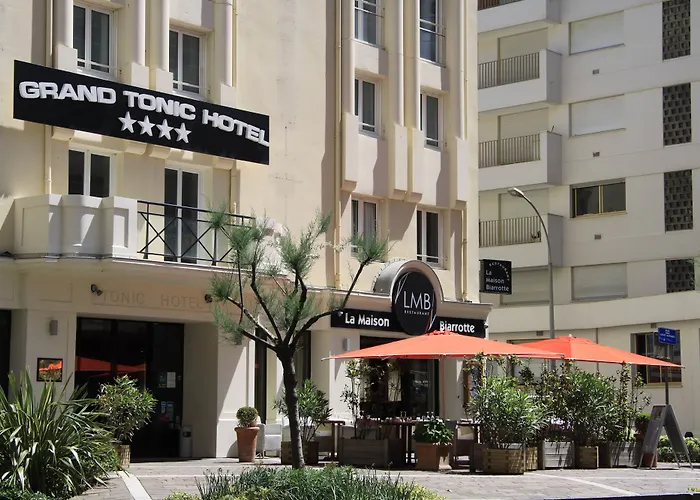 Hotell Grand Tonic & Nuxe 4*